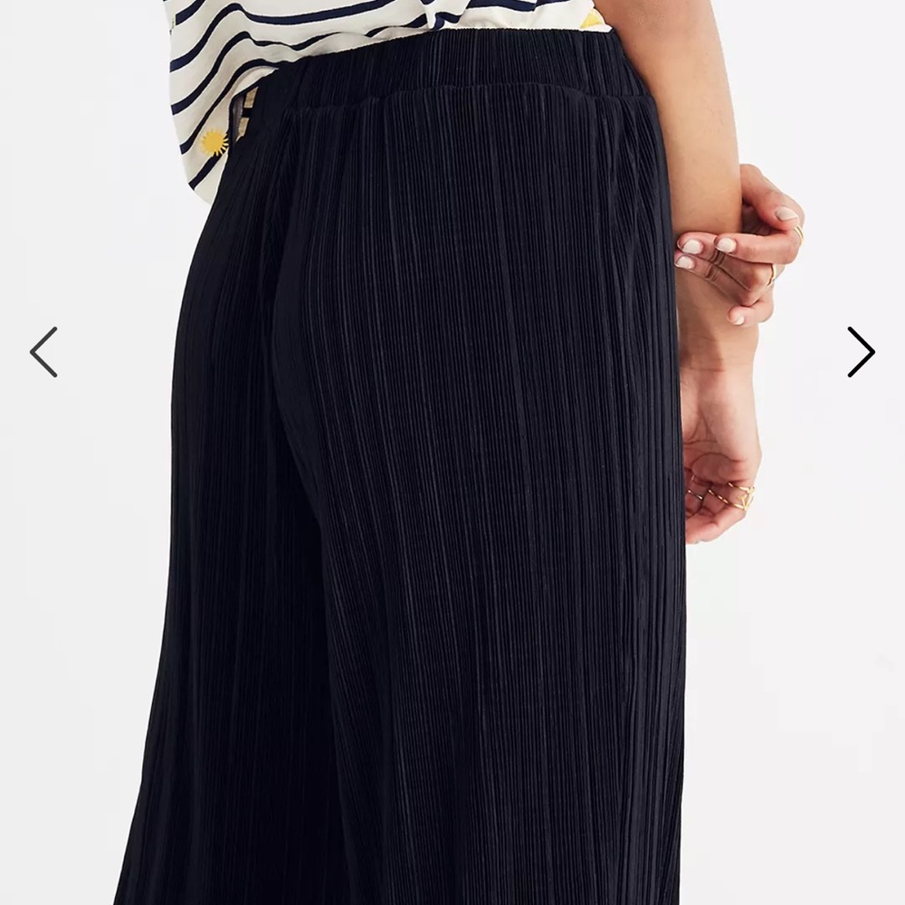 Madewell Pleated wide-leg pants - Picture 4 of 11